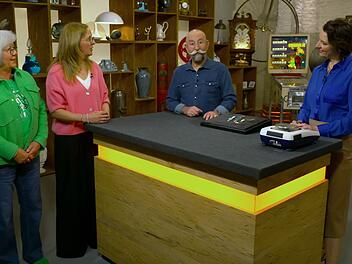 Früh übt sich, dachte sich Horst Lichter in der Mittwochsausgabe der ZDF-Trödelshow "Bares für Rares".