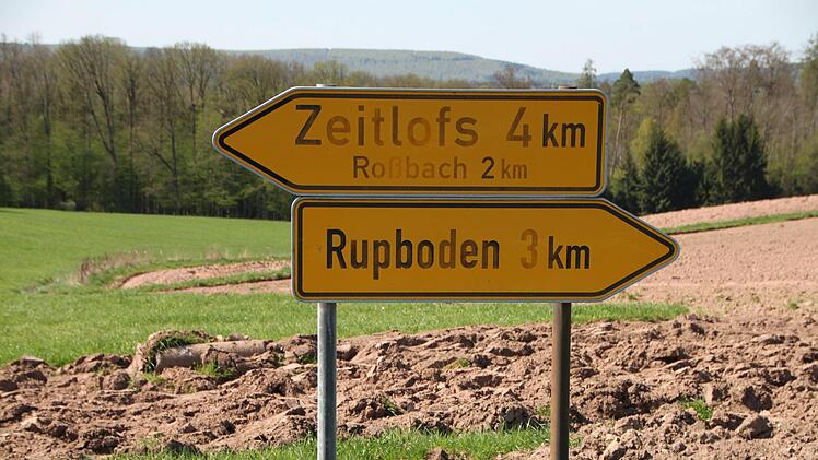 Die Straße zwischen Roßbach und Rupboden: Hier stehen umfangreiche Bauarbeiten an. Foto: Ulrike Müller