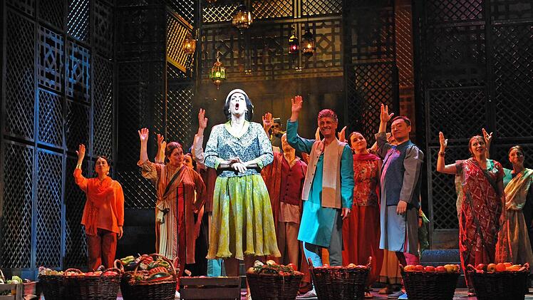 Szene aus Léo Delibes "Lakmé" am Landestheater CoburgFoto: Andrea Kremper