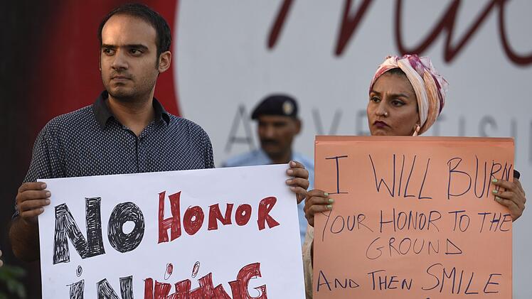 Model Qandeel Baloch killed in Muzaffarabad