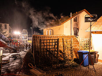 Ein Toter und zwei Schwerverletzte bei Wohnungsbrand in der Fränkischen Schweiz
