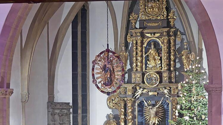 Pfarrer Helmut Hetzel sprach zum Jahresabschluss.