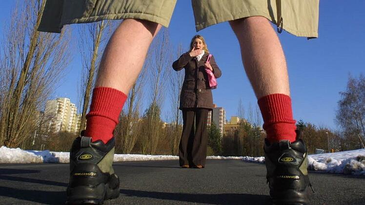 Am Montag hat sich im Hofgarten in Ansbach ein Exhibitionist vor einer Rentnerin entblößt. Symbolbild: Ivo Knahn