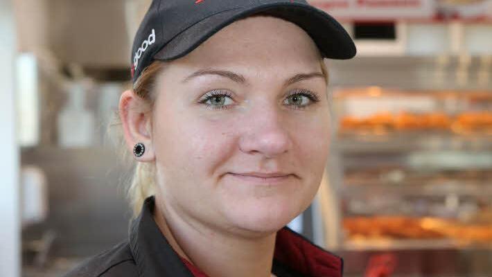 Hat alles im Griff: Restaurant-Leiterin Kerstin Schernau. Fotos: Barbara Herbst