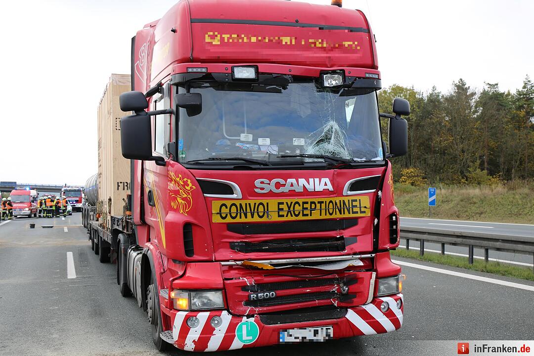 A9: Am Bindlacher Berg krachen vier Lkw ineinander