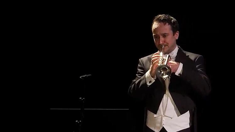 Markus Riepertinger bei der Wiederaufnahme der Reihe Klassik am Sonntag des Landestheaters CoburgScreenshot/Video: Martin Trepl, Landestheater Coburg