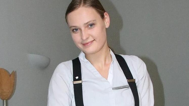 Vanessa Zeller lernt bei Hermann Laudensack und macht parallel dazu ihr Fach-Abitur. Foto: Ralf Ruppert