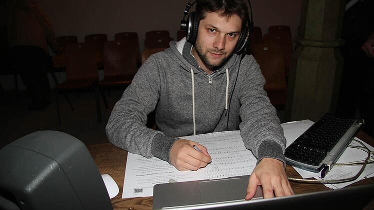 Benjamin Wuthe hat Tontechnik in Wien studiert und war mit dem Projektchor mehr als zufrieden. Foto: Sonja Adam