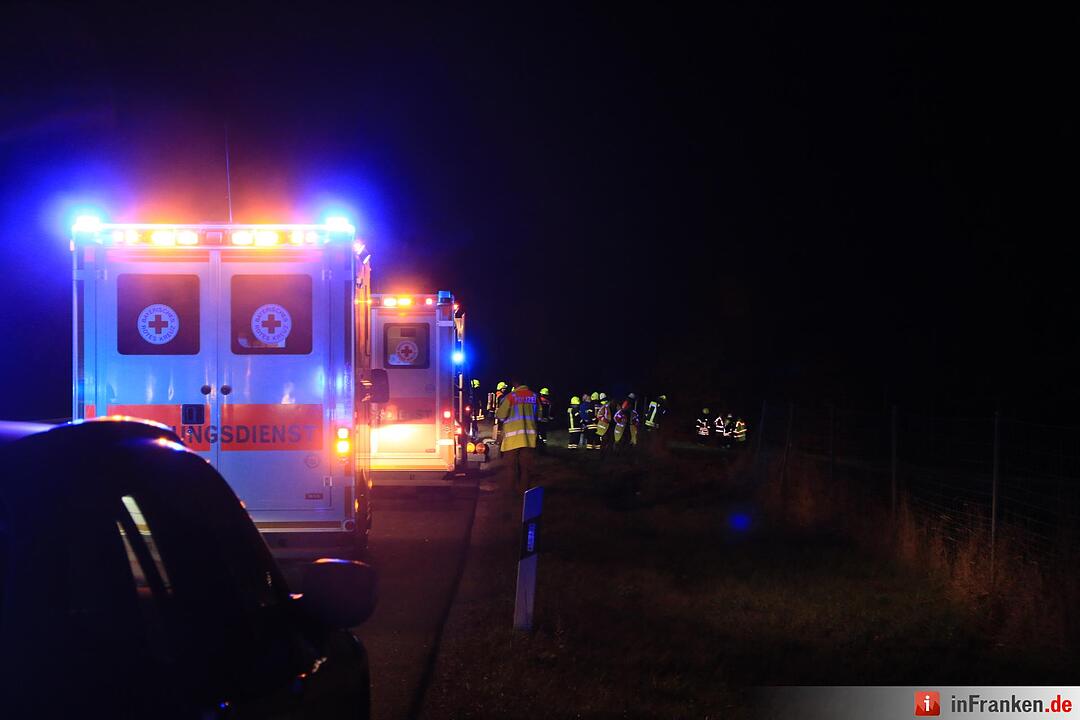 Schwerer Unfall A70: Auto landet bei Stadelhofen im Weiher