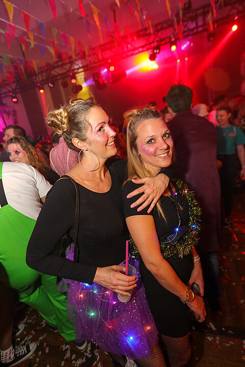 Beste Partystimmung in der Stadthalle