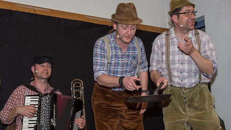 Um eingeschnittene Klöße ging´s beim Bratpfannensong.