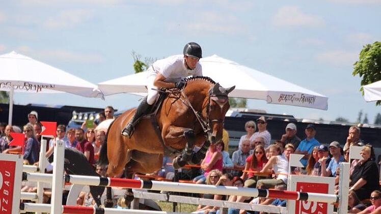 Impressionen vom Reitturnier in Detter. Foto: Sebastian Schmitt