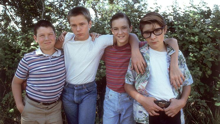 In "Stand by Me" suchen vier Zw&ouml;lfj&auml;hrige 1959 nach einem vermissten Jungen und m&uuml;ssen dabei zahlreiche Abenteuer bestehen. Was wurde aus den Stars des Coming-of-Age-Kultfilms?