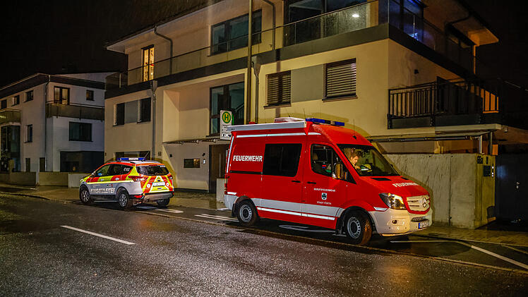 Vermisstensuche nimmt glückiches Ende: Ältere Dame kehrt nach Hause zurück