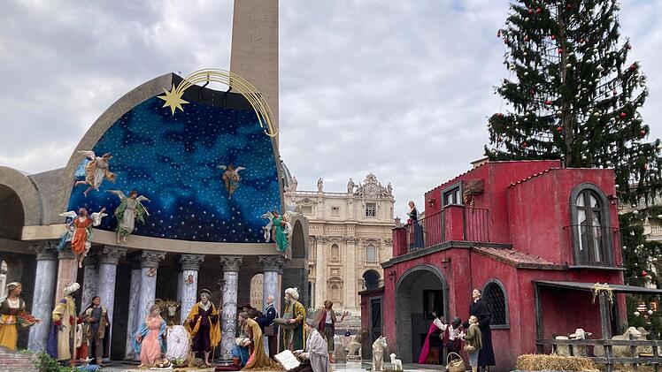 Krippe auf dem Petersplatz in Rom