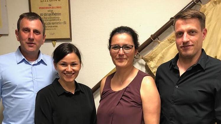 Die frisch gewählten Vorstandsmitglieder (von links):  Matthias Peschl, Sabrina Leiner, Tanja Sadowski und Stefan Glöckler. Es fehlt Oliver Mainberger, der neuer Vorstand für den Sportbetrieb ist. Klaus Werner