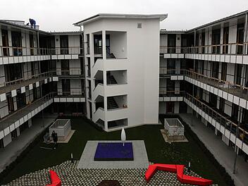 Der Blick in den Innenhof des fast fertigen Studentenwohnheims in der Brennerstraße. Foto: Matthias Hoch