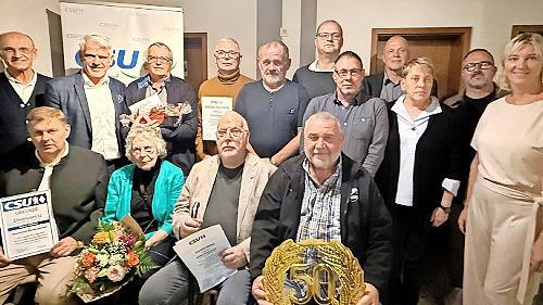 Der Ehrungsreigen zum 50. Jubiläum.