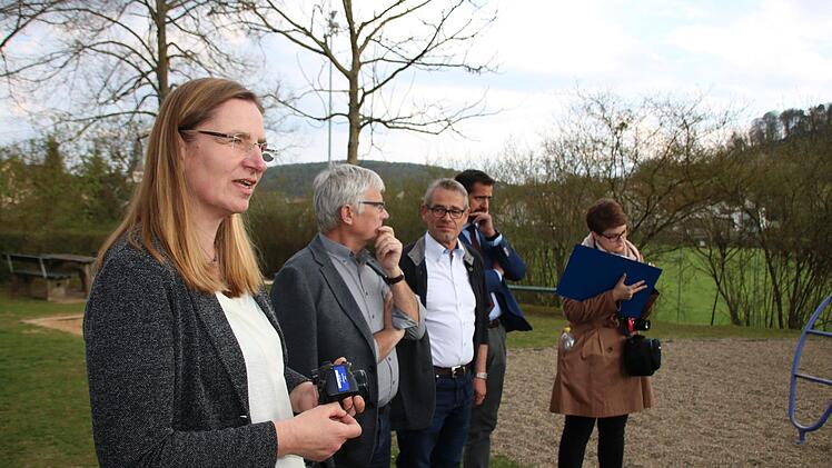 Eindrücke vom Stadt-Spaziergang durch Arnshausen. Foto: Ralf Ruppert