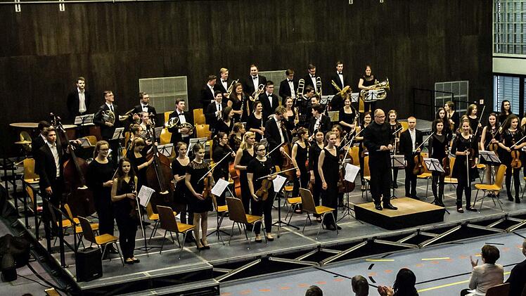 Impressionen vom Gastspiel des Jugend-Symphonieorchester Oberfranken in FrohnlachFoto: Jochen Berger