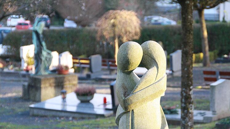 Im Jahr 2015 erhielt der Alte Friedhof Bad Brückenau einen Preis des Bayerischen Landesverbands für Gartenbau und Landespflege. Foto: Ulrike Müller