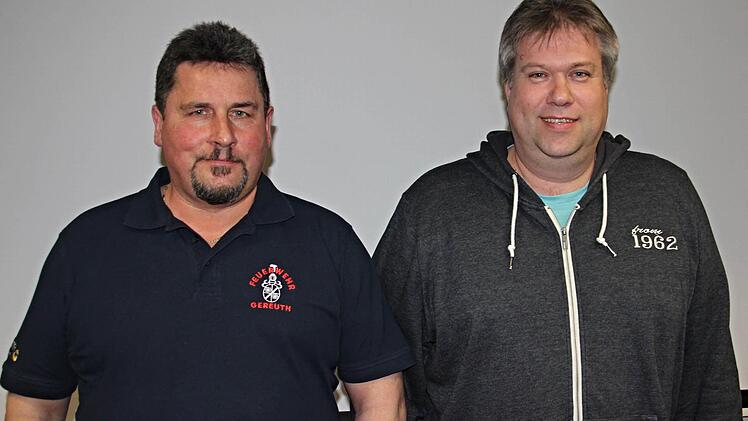 An der Spitze des Feuerwehrvereins stehen (von links) Erich Meixner als Vorsitzender und Matthias Werft als sein Vertreter. Foto: Helmut Will