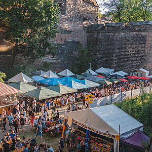 Fantastische Stimmung im Burggraben