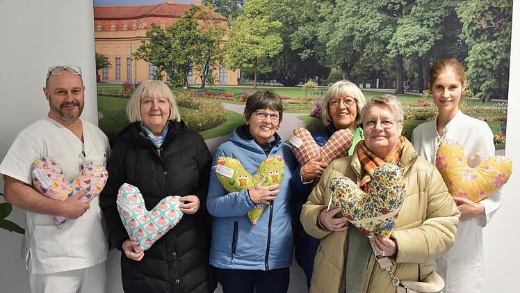 Quilting Bee Herzogenaurach: 35 Jahre Kreativität und 15 Jahre Engagement für Brustkrebspatientinnen