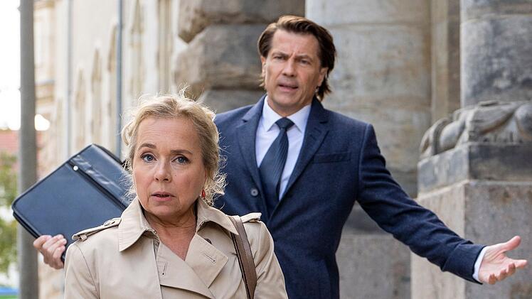 Sie sind das Traumpaar schlechthin: ChrisTine Urspruch und Wolfram Grandezka verkörpern in der ARD-Reihe zwei Anwälte, die zwar vor Gericht unterschiedliche Positionen vertreten, privat aber fast immer harmonieren ...