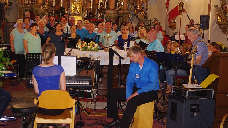 "Spirit Voices" feierte 25-j&auml;hriges Jubil&auml;um. Foto: Heike Sch&uuml;lein