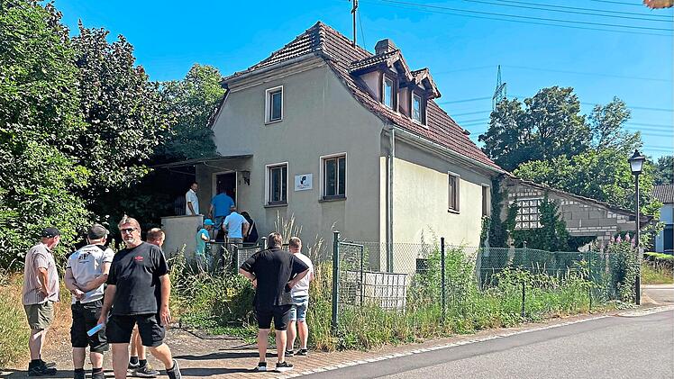 Dieses Haus mit Grundst&uuml;ck in der Kindergartenstra&szlig;e ist bereits im Besitz der Stadt Eltmann und soll Standort f&uuml;r ein neues Feuerwehrhaus werden.