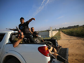 Palästinenser fahren in den Gazastreifen zurück