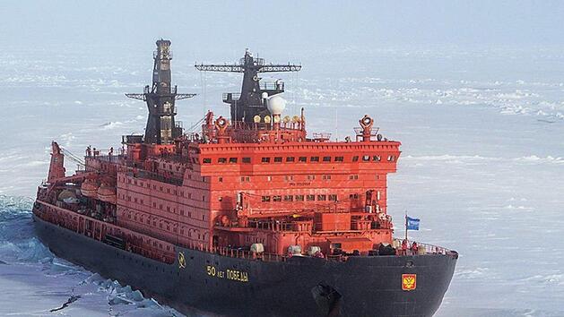 Nordpol-Expedition auf einem Atomeisbrecher - kann man mal machen, wenn man das nötige Kleingeld hat. Mit Sicherheit eine unvergessliche Erfahrung. Bild: Poseidon Expeditions/Screenshot