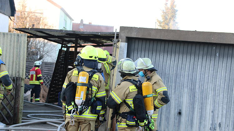 Garagenanbau in Vollbrand