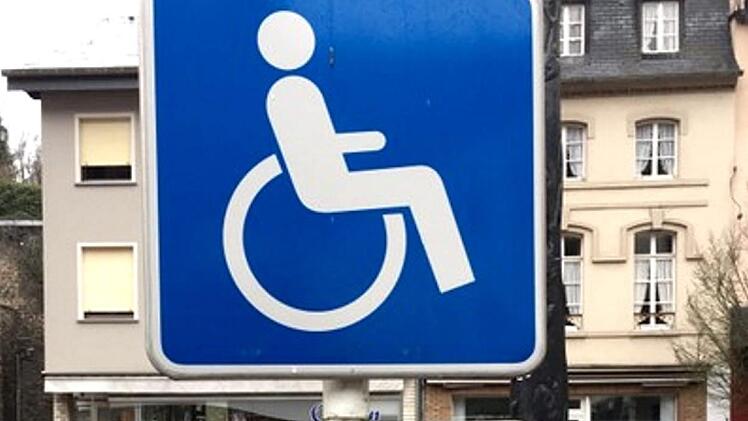 Dieses Schild hat German Hacker in Luxemburg fotografiert.   Foto: Hacker