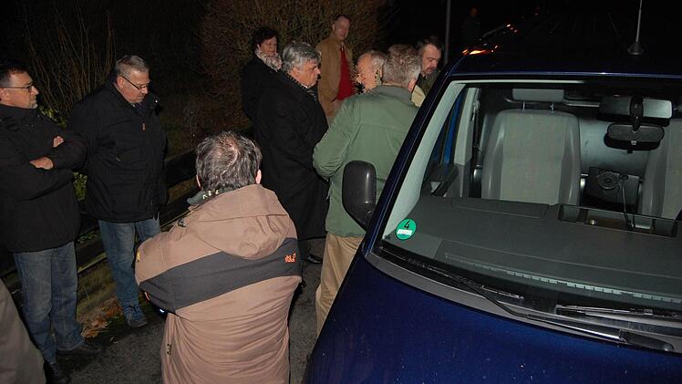 Die Angeklagten treffen ein. Foto: Oliver Schmidt