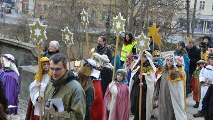 Rund 600 Sternsinger kamen zum Aussendungsgottesdienst nach Bamberg. Foto: Ronald Rinklef