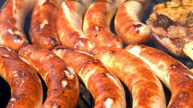 Unsere Leser haben verraten, wo es die beste Bratwurst in Franken gibt. Hier die Liste mit den Top 10 Bratwürsten in der Region. Symbolfoto: Pixabay.com / webandi