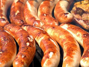 Unsere Leser haben verraten, wo es die beste Bratwurst in Franken gibt. Hier die Liste mit den Top 10 Bratwürsten in der Region. Symbolfoto: Pixabay.com / webandi