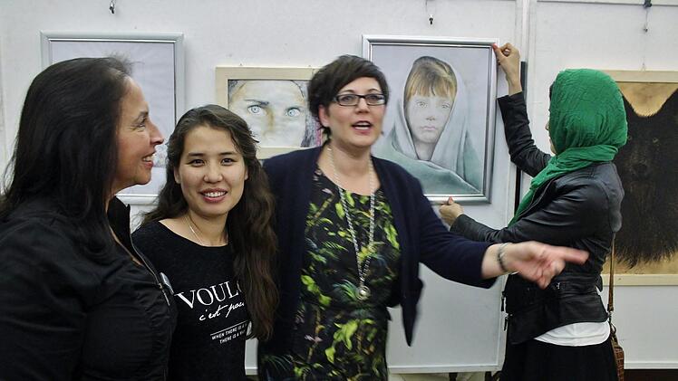 Erlebtes wird zum Bild:  (von links) Ana Maria Benevides Werner, Golnessa Youseffi, Laura Schmidt und Marzih.Werner Vogel