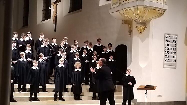 Der Windsbacher Knabenchor gastierte unter der Leitung von MArtin Lehmann in der Coburger Morizkirche.Foto: Jochen Berger