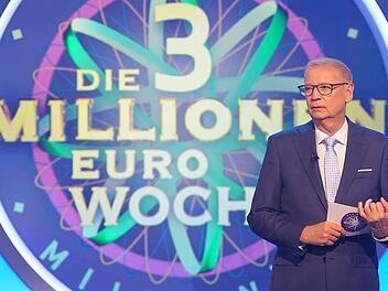 G&uuml;nther Jauch wundert sich: Keiner will die Auswahlfrage beantworten.