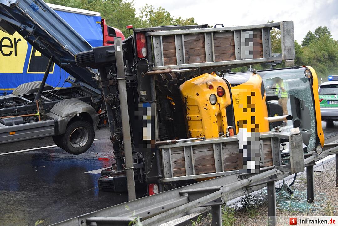LKW_Unfall_A70_Hallstadt (7)