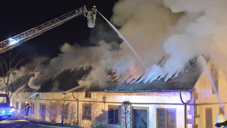 Feuer im Kloster Maria Bildhausen.  Foto: Hanns Friedrich