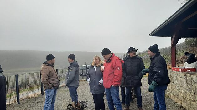 Beim DGB Ortsverband Ramsthal trafen sich rund 40 Mitglieder zur Winterwanderung. Foto: Gerhard Klamet