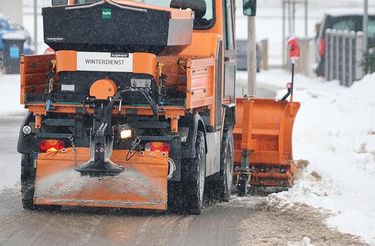 Coburger Straßenmeisterei bei eisigen Temperaturen gefordert: "So ziemlich der 'Worst Case'"