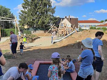 Es war viel los bei der Spielplatzeröffnung. &#65279;