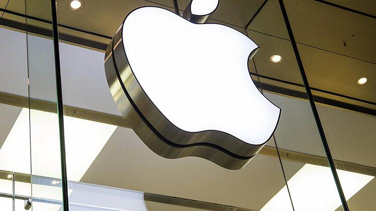 Apple wird sein neues iPhone voraussichtlich am 7. September in San Francisco vorstellen. Symbolbild: Peter Kneffel/dpa
