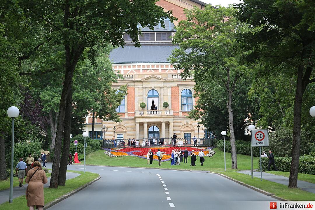 Sicherheitsvorkehrungen bei Bayreuther Wagner-Festspielen verschaerft