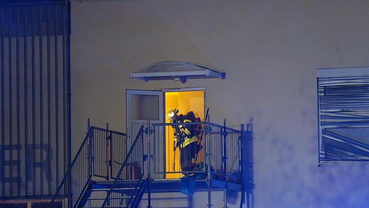 Bei einem Brand in Fürth sind Menschen verletzt worden. Foto: News5/Grundmann